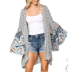 Gigio Kimono Small Jacket Open Front‎ Boho Ruffle Bell Long Sleeve Floral Rayon